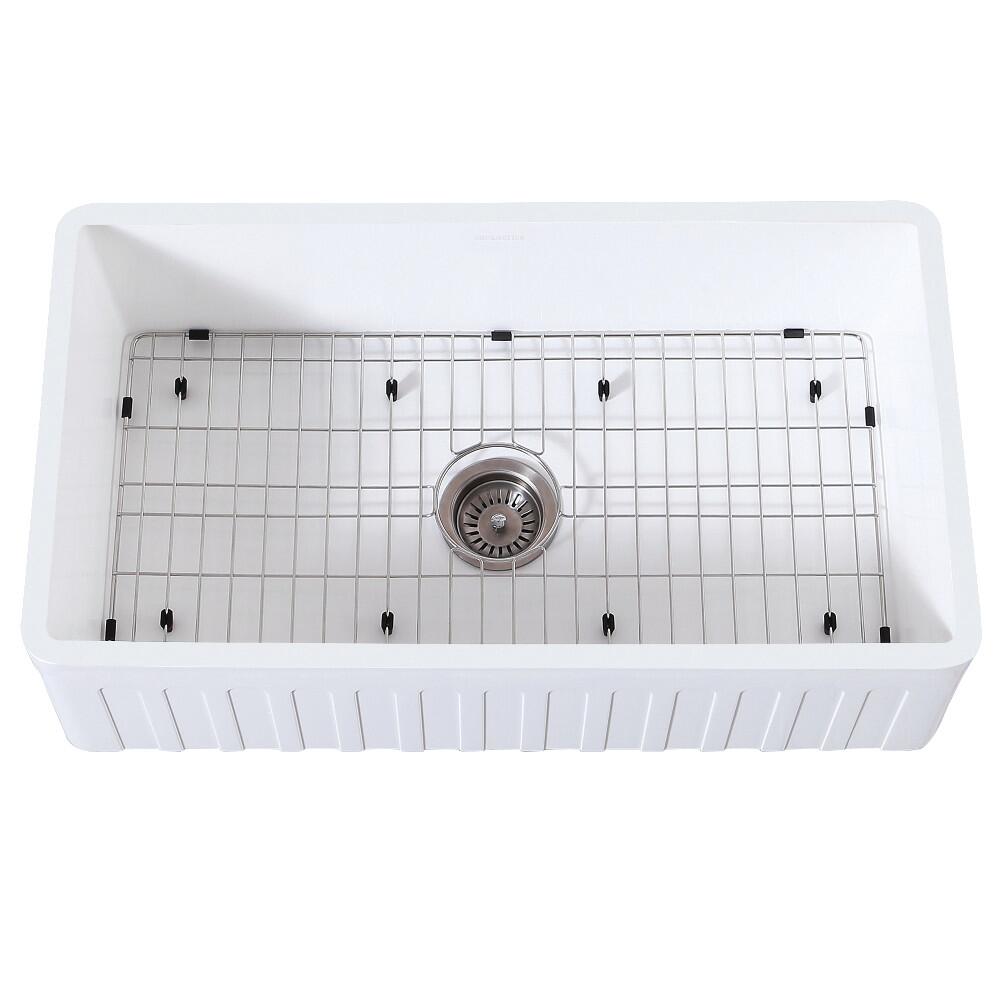 Kingston Brass 36 In. Farmhouse Kitchen Sink With Strainer And