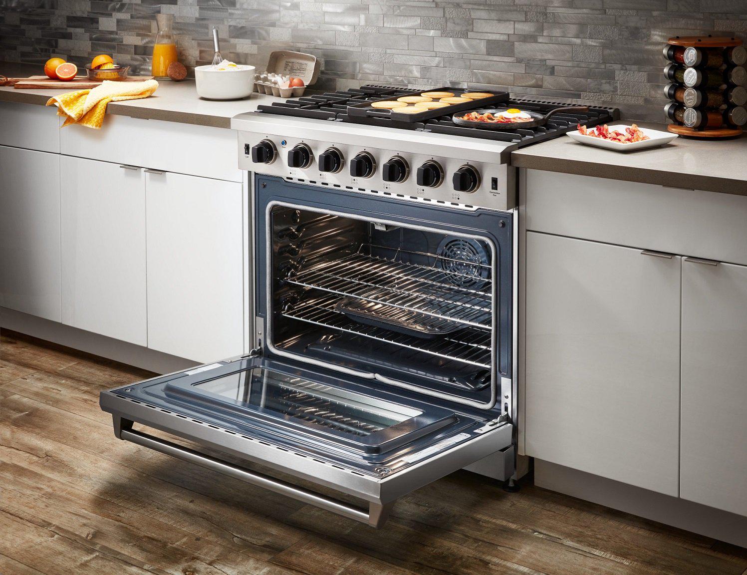 Thor kitchen professional propane gas range in store stainless steel